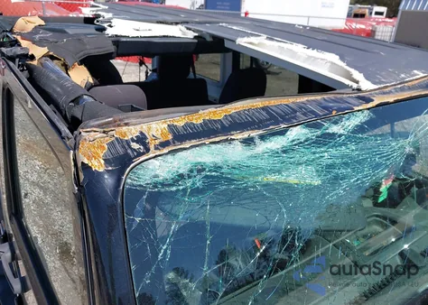 2013 Jeep Wrangler Unlimited Sport z USA, uszkodzony, nr VIN 1C4BJWDGXDL520081